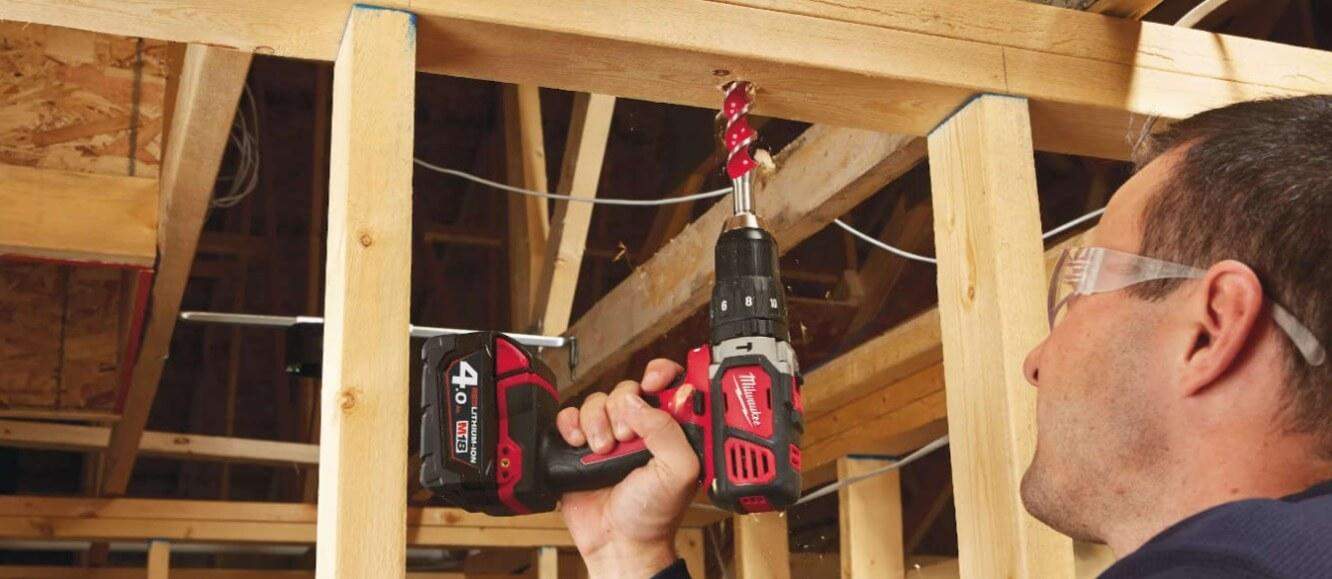 จะเจาะไม้ได้อย่างไรและใช้อะไรในการเจาะ?