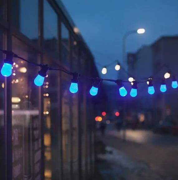 วิธีติดตั้งไฟประดับแบบสายรุ้ง