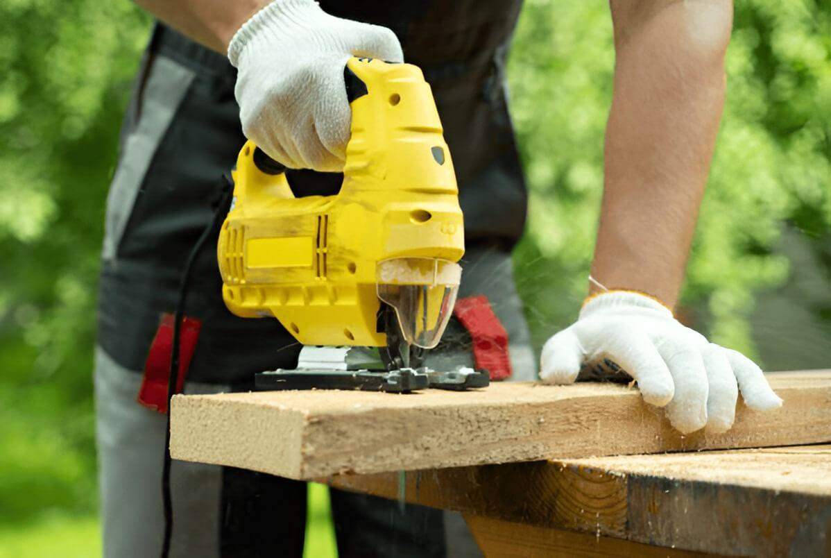 เลื่อยฉลุไฟฟ้า