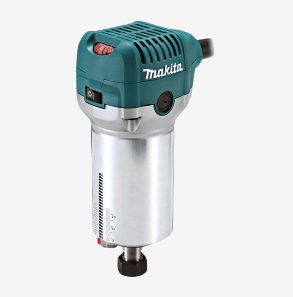 Makita RT0700C