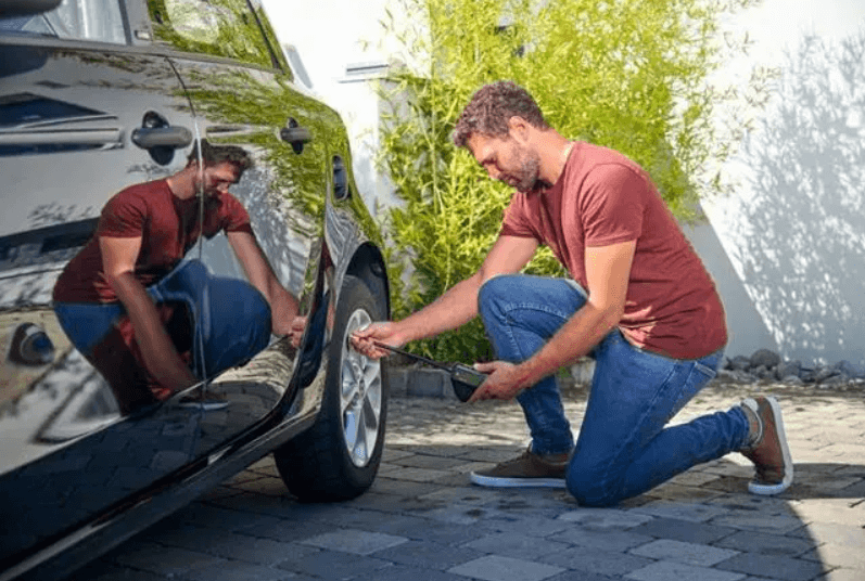 ปั๊มลมแบบใช้แบตเตอรี่ที่พกพาสะดวก