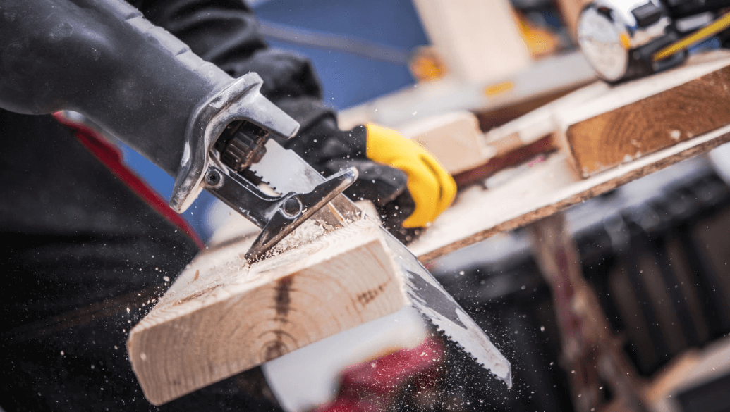 การใช้เลื่อยลูกสูบ