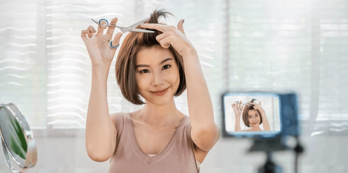 วิธีการตัดผมของคุณเองเป็นชั้น ๆ